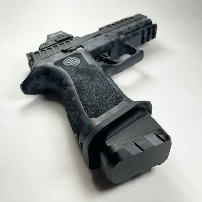 Align Tactical P320 X-Universal™ 10-30 Magwell image 3