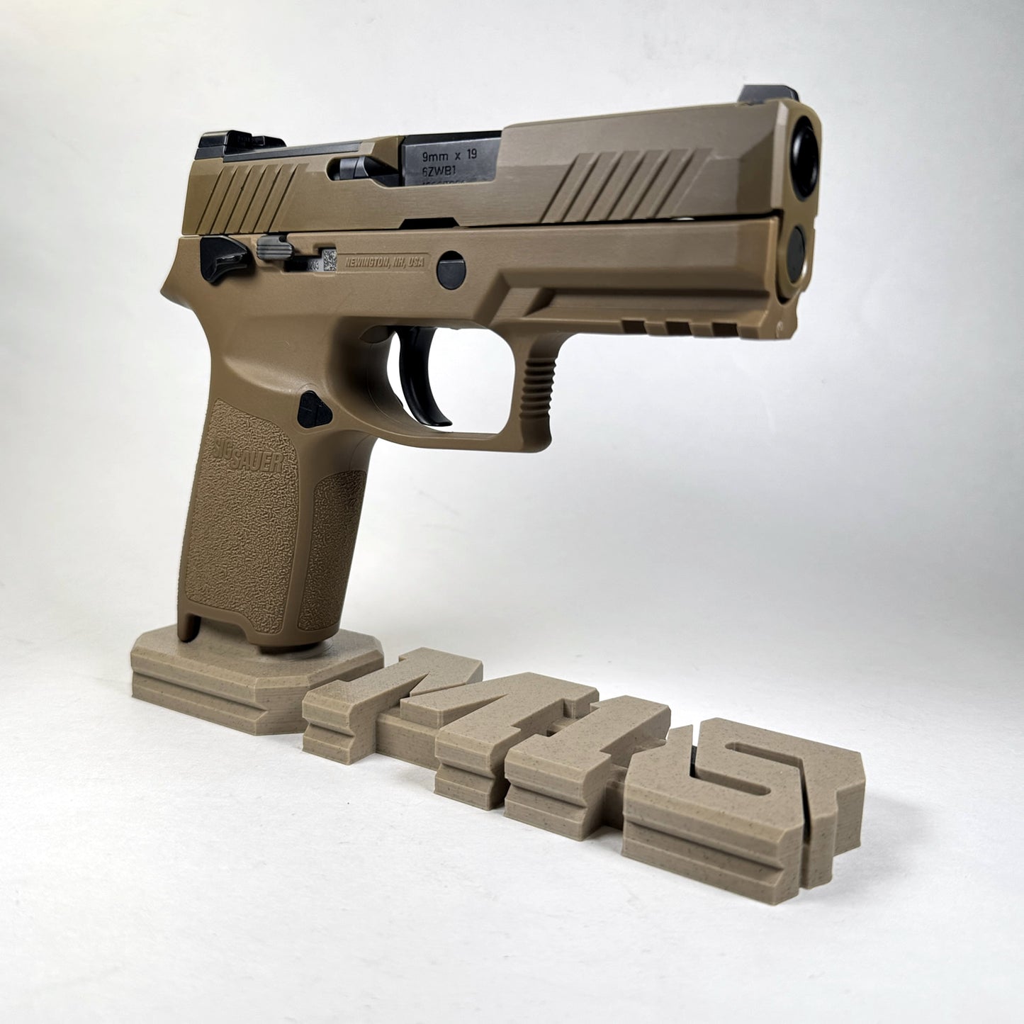 Sig Guy - M18 Pistol Stand image 0