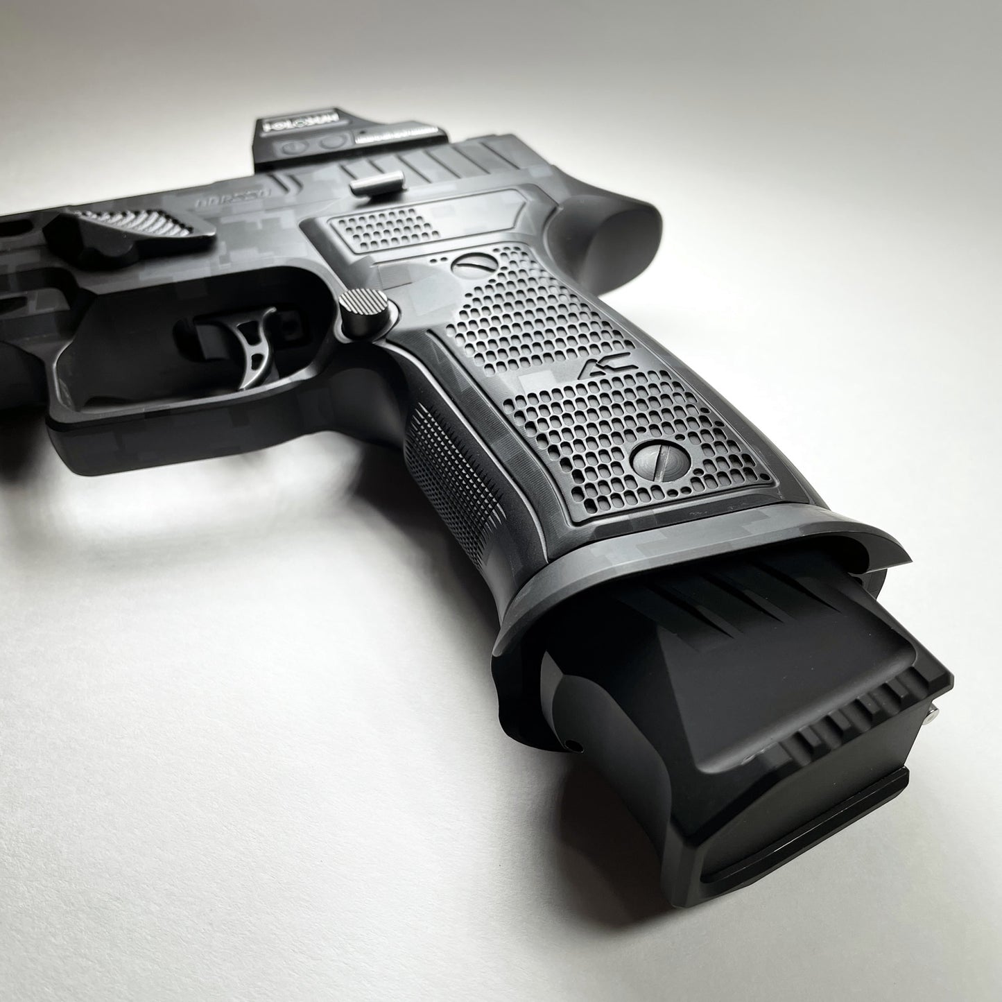 Armory Craft P320 AXG Extended Magazine Release image 5