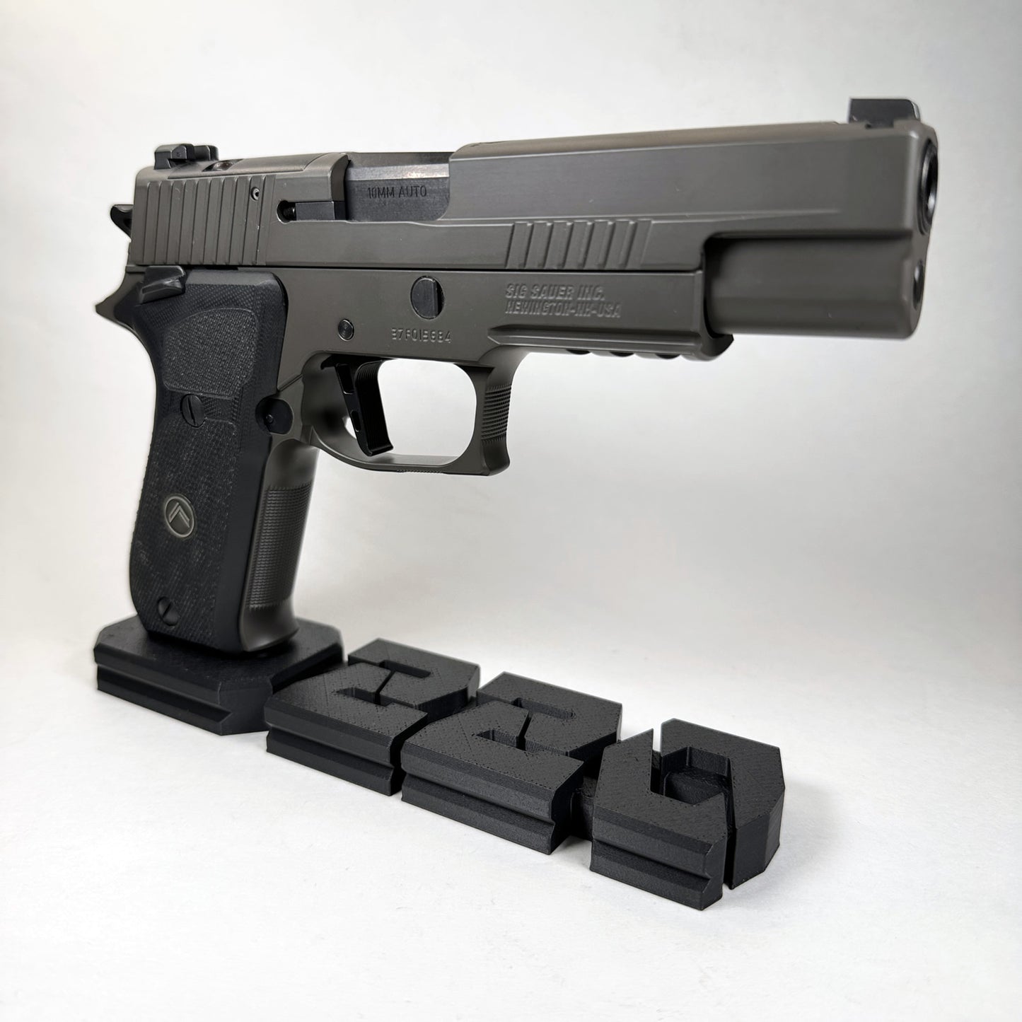 Sig Guy - 220 Pistol Stand image 0