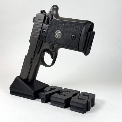 Sig Guy - 938 Pistol Stand image 1